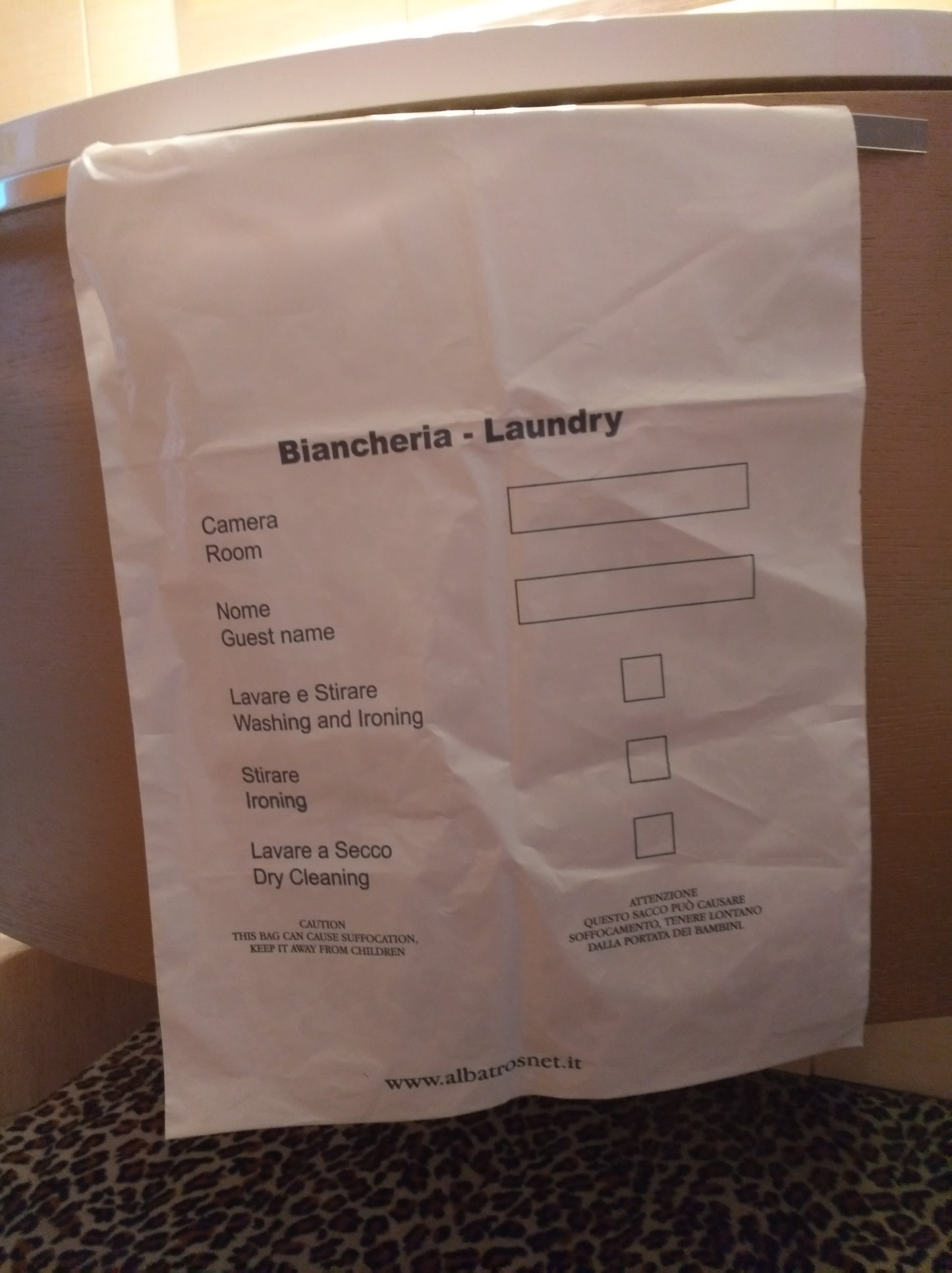 Sacco Biancheria con Laccio Linea Cortesia Albatros BioEnergy 1000 Pezzi